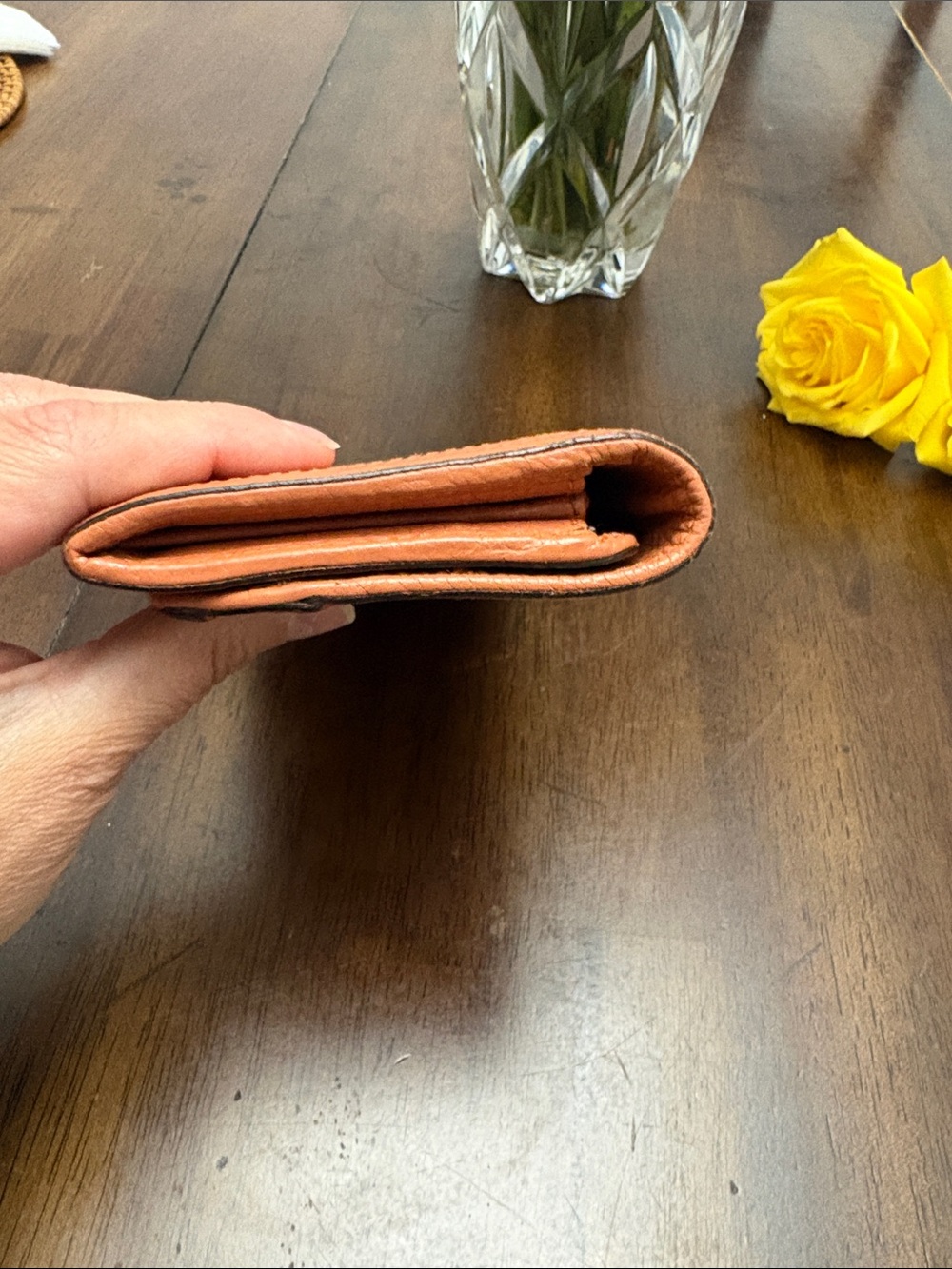 Low startChloé Coral Terracotta Pebble Leather Flap Wallet in GUC - Picture 7 of 13
